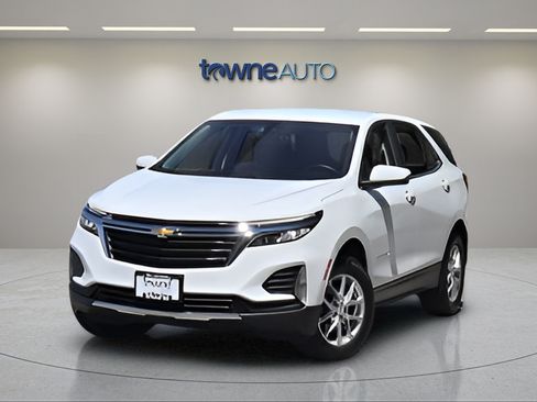 Used 2024 Chevrolet Equinox LT w/ LPO, Floor Liner Package AWD/4WD image 10