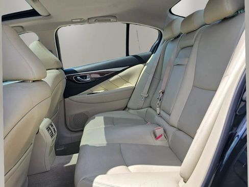 Used 2018 INFINITI Q50 Luxe w/ Sensory Package (Luxe) AWD/4WD image 13