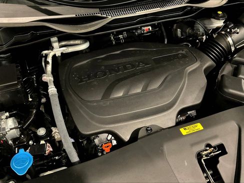 Used 2025 Honda Odyssey Touring image 31