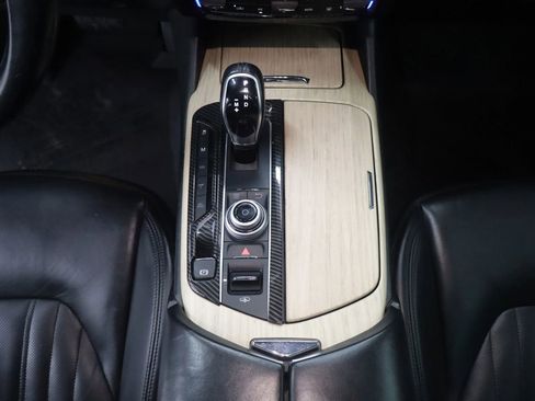 Used 2017 Maserati Levante S image 23