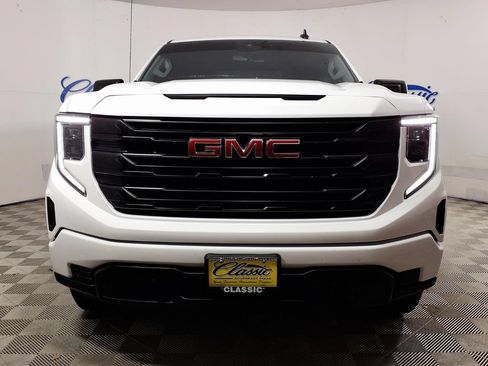 Used 2023 GMC Sierra 1500 Pro w/ Graphite Edition RWD image 3