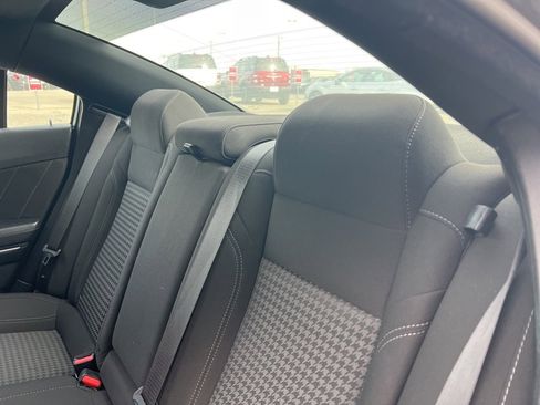 Used 2023 Dodge Charger SXT image 9