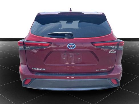 Used 2021 Toyota Highlander Limited AWD/4WD image 4