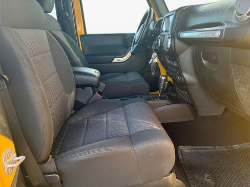 Used 2011 Jeep Wrangler Rubicon w/ PWR Convenience Group image 20