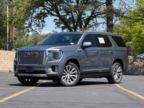 Used 2021 GMC Yukon Denali w/ Denali Premium Package AWD/4WD image 1