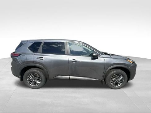 New 2026 Nissan Rogue SV FWD image 5