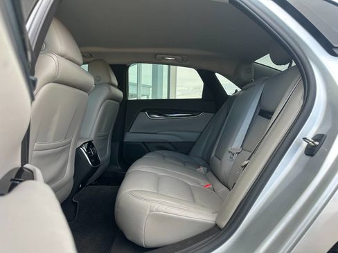 Used 2017 Cadillac XTS Luxury image 12