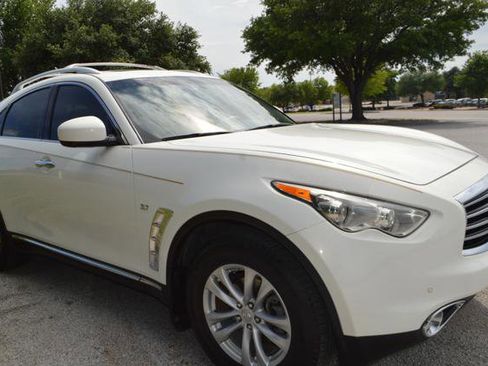 Used 2015 INFINITI QX70 2WD w/ Premium Package image 3