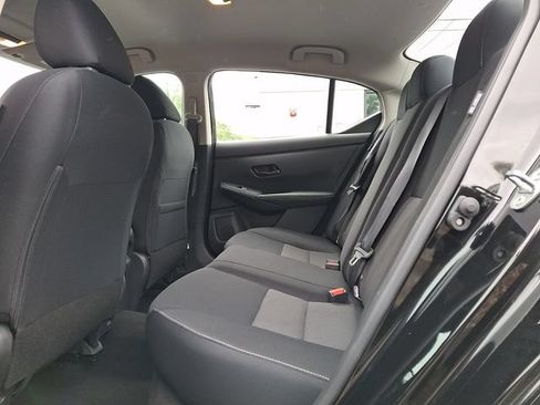 Used 2025 Nissan Sentra SV FWD image 10