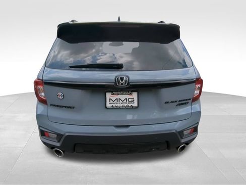 Certified 2025 Honda Passport Black Edition image 6