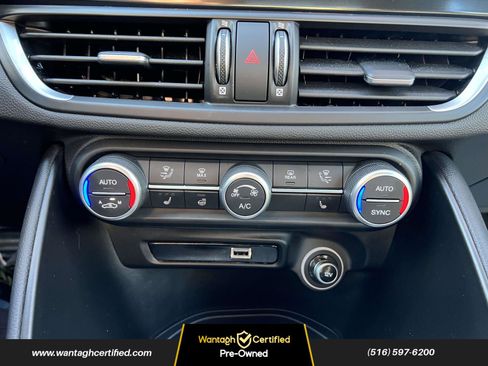 Used 2023 Alfa Romeo Giulia Veloce image 25