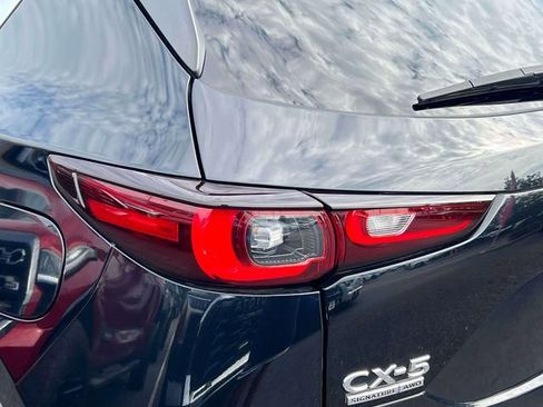 Used 2023 MAZDA CX-5 Signature image 7
