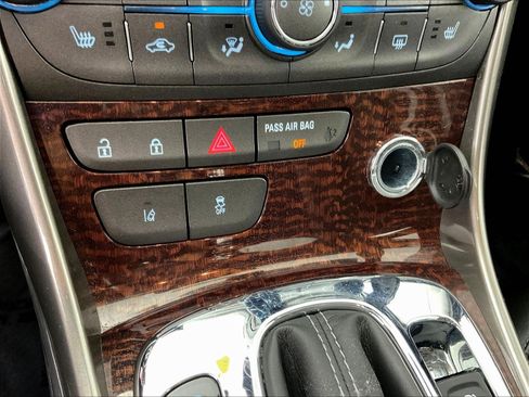 Used 2013 Chevrolet Malibu LT FWD image 15