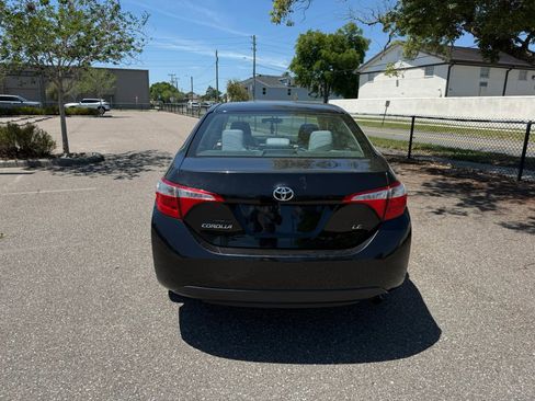 Used 2016 Toyota Corolla LE FWD image 8