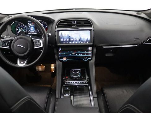 Used 2020 Jaguar F-PACE S AWD/4WD image 28
