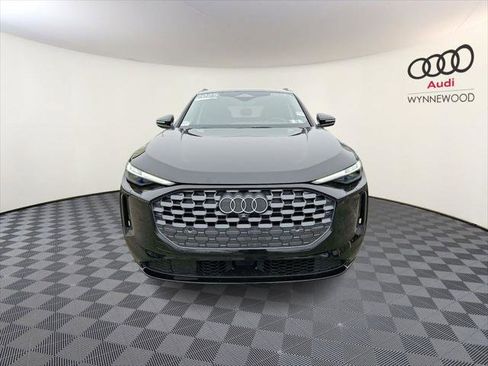 Certified 2025 Audi Q5 Premium w/ Premium Plus AWD/4WD image 2