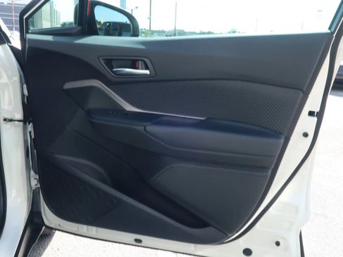 Used 2021 Toyota C-HR LE image 45