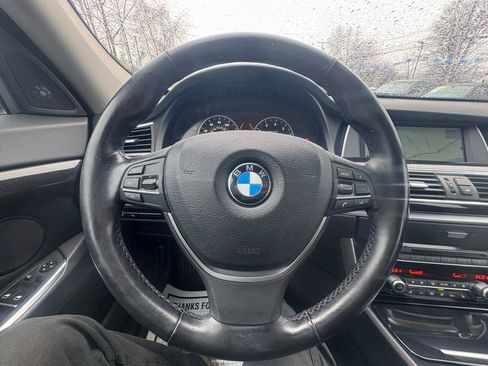 Used 2011 BMW 550i Gran Turismo xDrive image 35