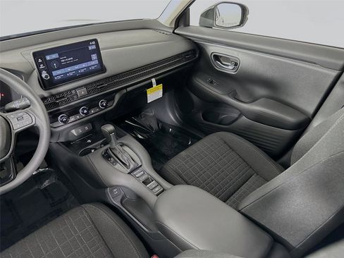 New 2026 Honda HR-V LX image 23