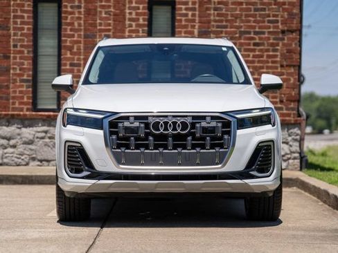 Used 2025 Audi Q7 2.0T Premium Plus AWD/4WD image 2