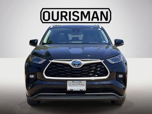 Used 2022 Toyota Highlander XLE AWD/4WD image 25