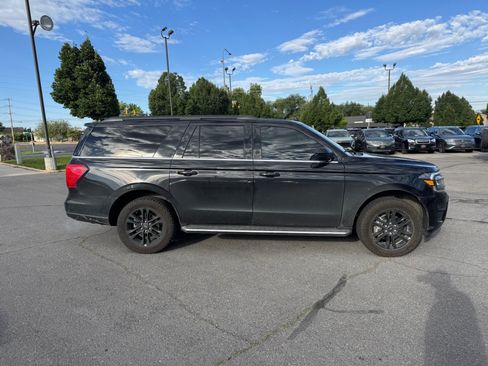 Used 2023 Ford Expedition Max XLT AWD/4WD image 6