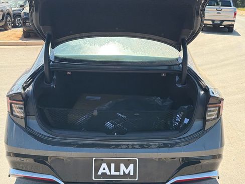 New 2026 Hyundai Sonata SEL FWD image 19