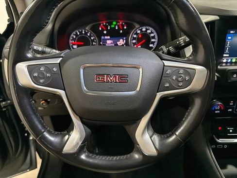 Used 2021 GMC Terrain SLE w/ Driver Convenience Package FWD image 14