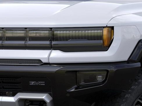 New 2026 GMC Hummer EV 4x4 Crew Cab image 10