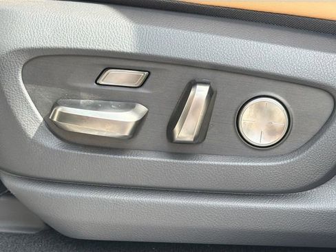 New 2026 Lexus LX 600 4WD w/ Luxury Package image 27