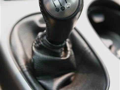 Used 2006 Chevrolet Corvette Coupe w/ Preferred Equipment Group RWD image 30