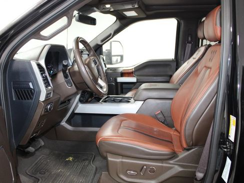 Used 2022 Ford F350 King Ranch w/ King Ranch Ultimate Package AWD/4WD image 18