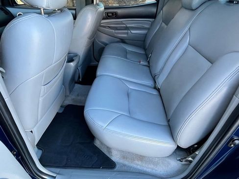 Used 2005 Toyota Tacoma 4x4 Double Cab image 16