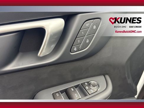 New 2026 Buick Enclave Sport Touring w/ Power Package AWD/4WD image 11
