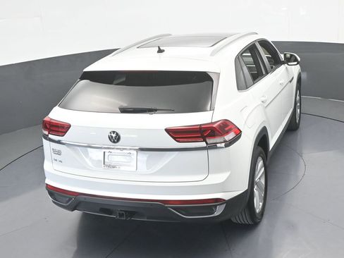 Used 2021 Volkswagen Atlas Cross Sport SE w/ Panoramic Sunroof Package image 55