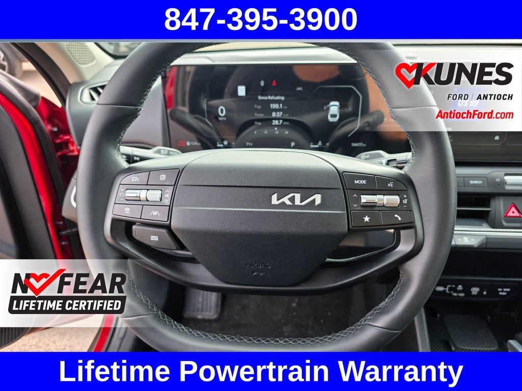 Used 2025 Kia K4 EX FWD image 36