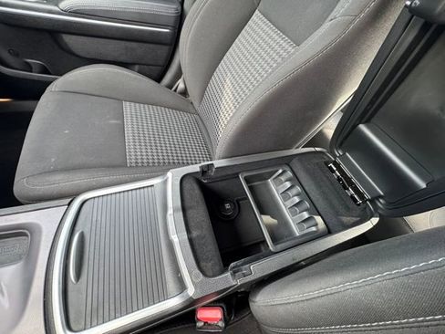 Used 2022 Dodge Charger R/T image 31