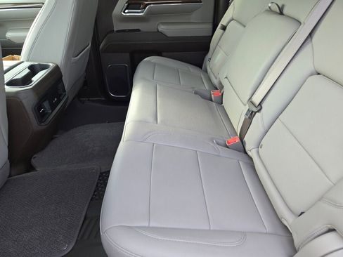 Used 2024 Chevrolet Silverado 1500 RST image 15