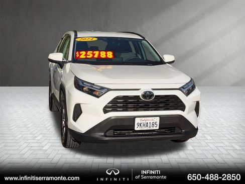 Used 2024 Toyota RAV4 XLE image 1
