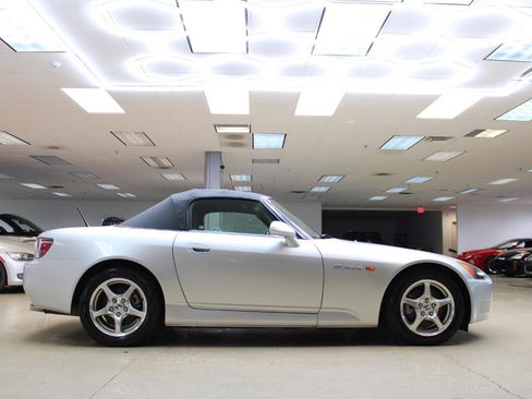 Used 2002 Honda S2000 image 18