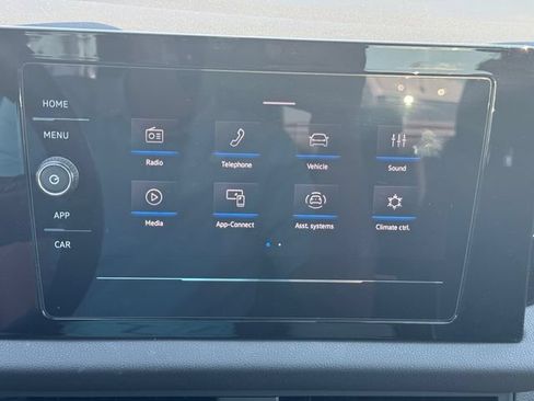 Used 2025 Volkswagen Jetta Sport FWD image 29