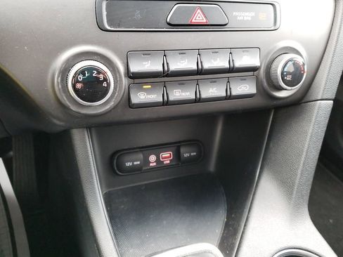 Used 2017 Kia Sportage LX image 22