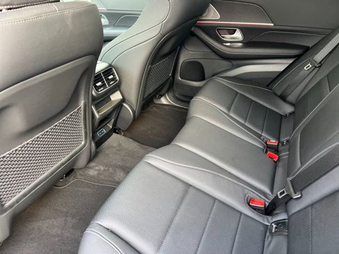 Certified 2025 Mercedes-Benz GLE 450e 4MATIC image 12