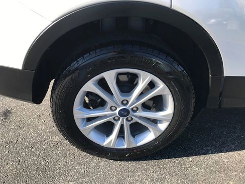 Used 2018 Ford Escape SEL w/ Ford Safe & Smart Package image 44