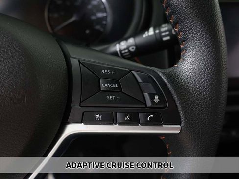 Used 2023 Nissan Kicks SR w/ SR Premium Package FWD image 4