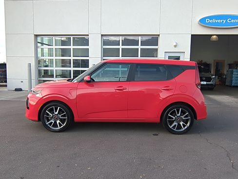 Used 2022 Kia Soul Turbo image 9