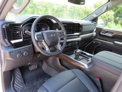 New 2026 Chevrolet Silverado 1500 RST w/ RST All Star Premium Package AWD/4WD image 25