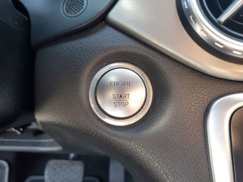 Used 2016 Mercedes-Benz GLA 250 4MATIC image 24