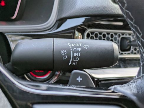 Used 2025 Honda Civic Sport image 33