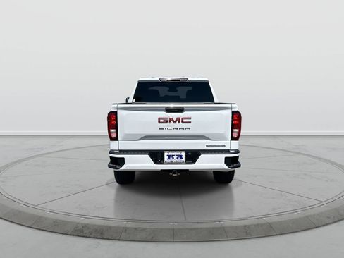 Used 2023 GMC Sierra 1500 Elevation AWD/4WD image 7